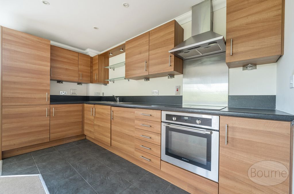 Property photo 2 of 12 Ea5A40F4-252d-44A...
