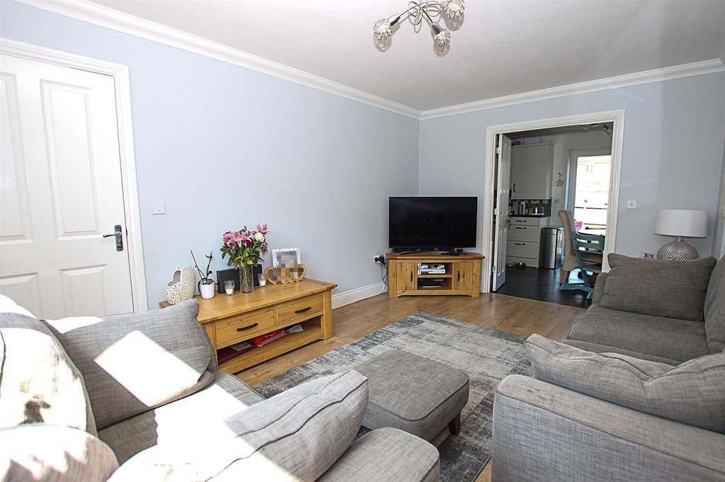 Property photo 3 of 13 Img_2442.Jpg