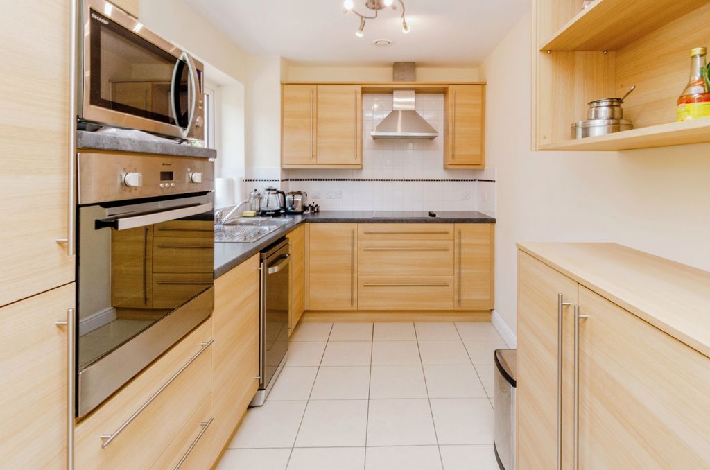 Property photo 2 of 17 Photography