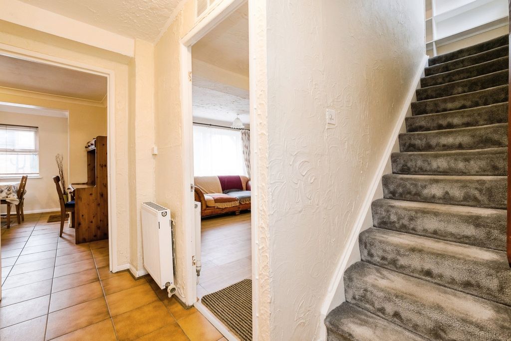 Property photo 2 of 20 Pbox-Img.Jpg