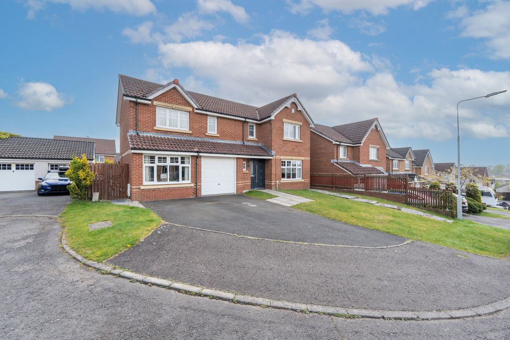 Property photo 1 of 39