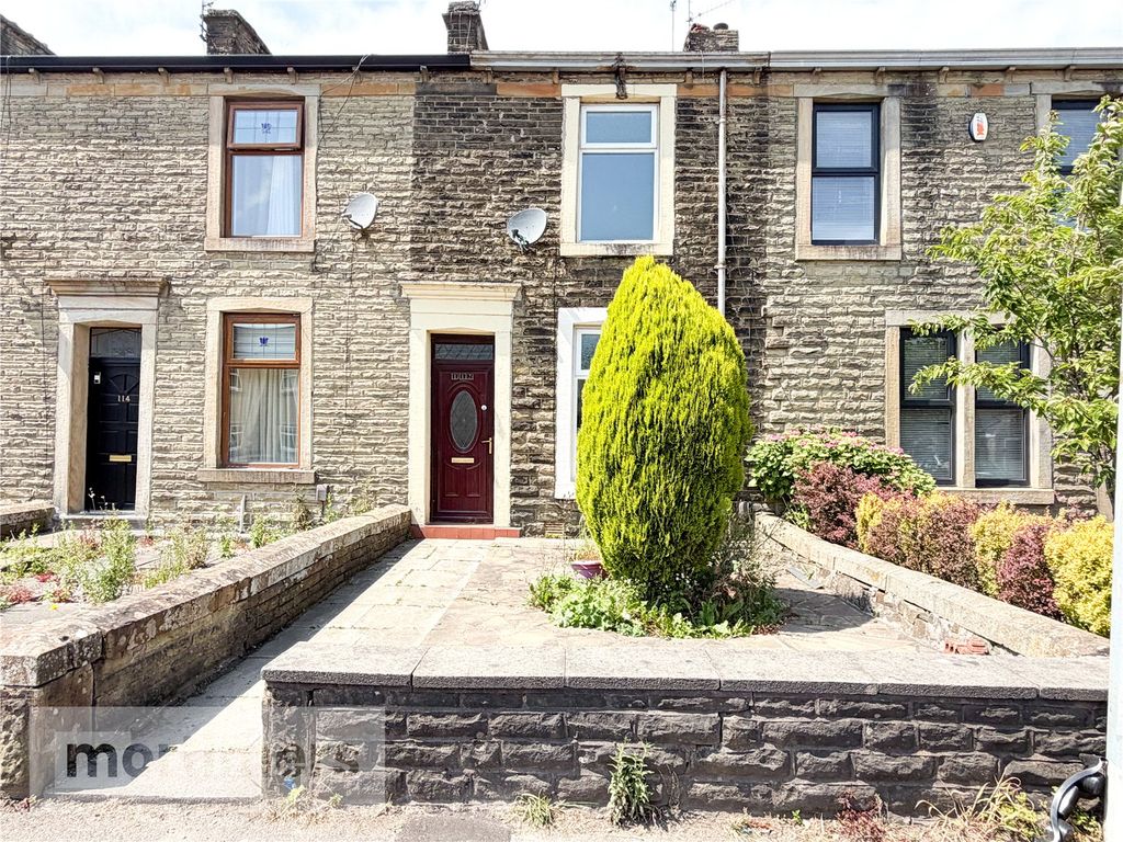Property photo 1 of 13 Front External