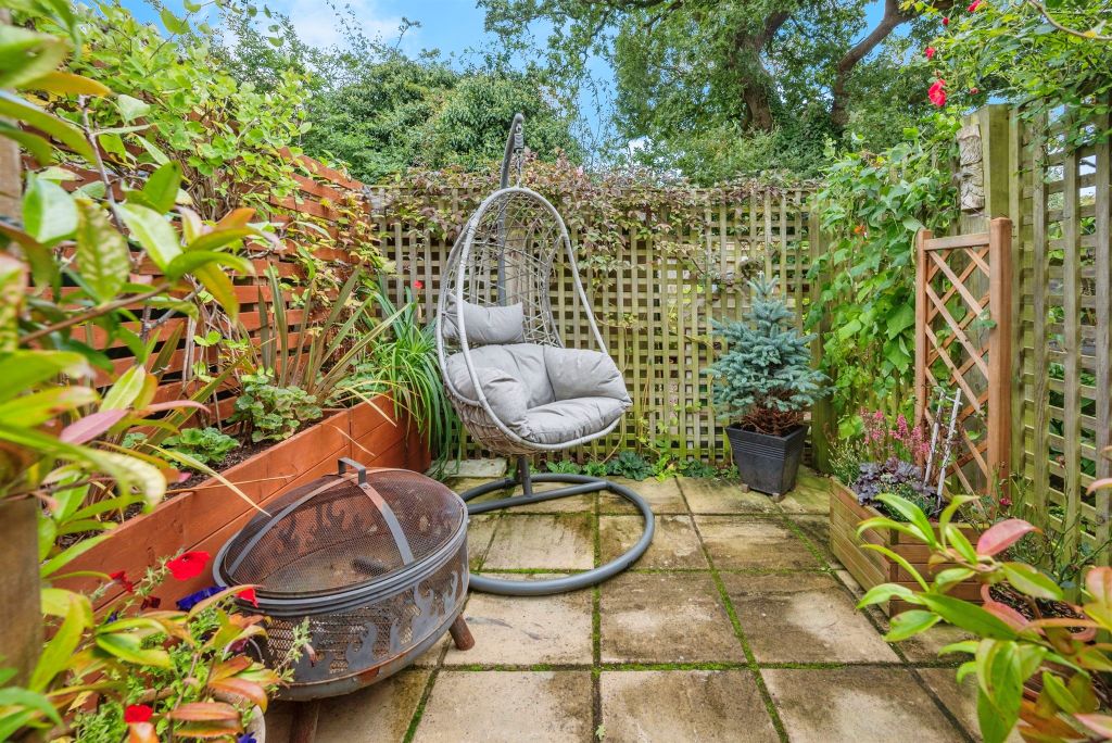 Property photo 3 of 17