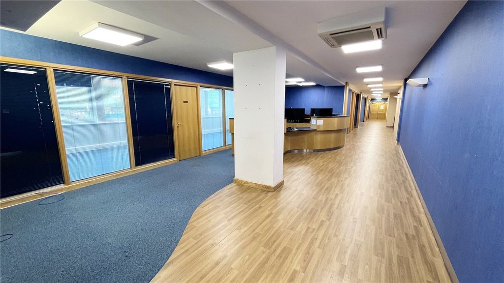 Property photo 3 of 15 Picture No. 21