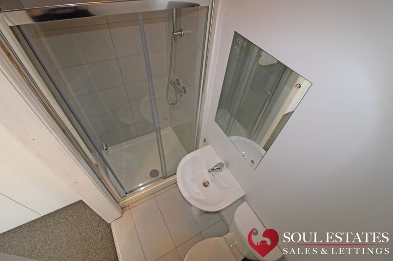 Property photo 3 of 6 En-Suite