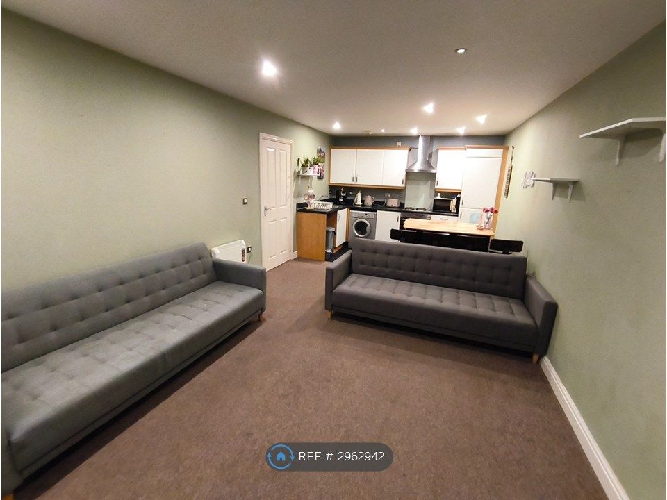 Property photo 3 of 17 Living Room & Kitchen Unfurnished