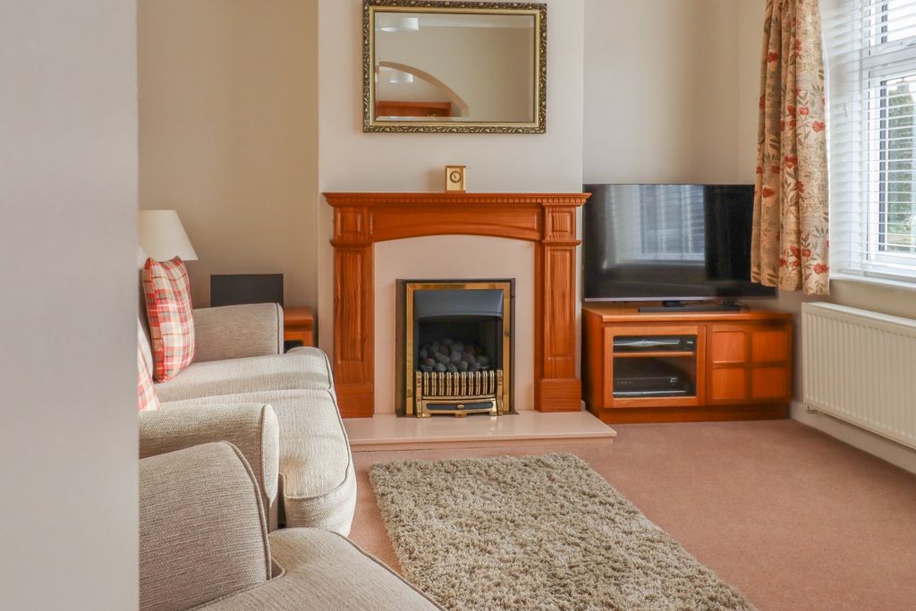 Property photo 3 of 20 4822702