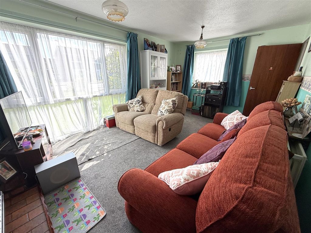 Property photo 3 of 14 Img_2604.Jpg