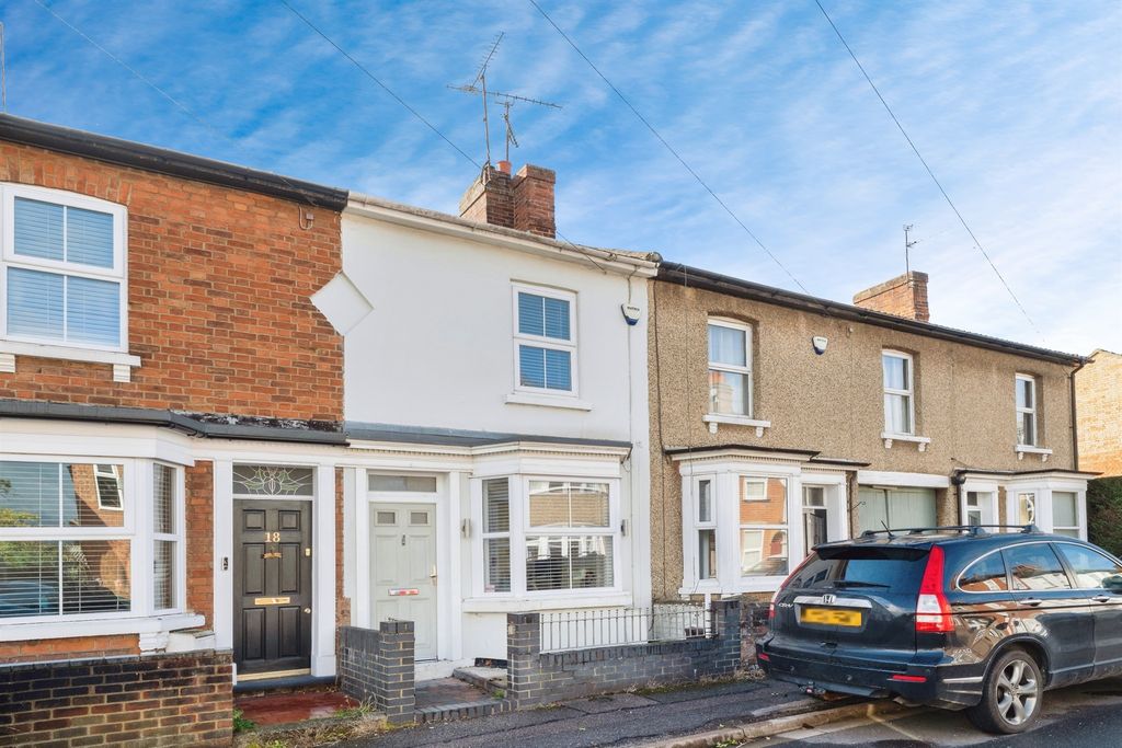 Property photo 1 of 17