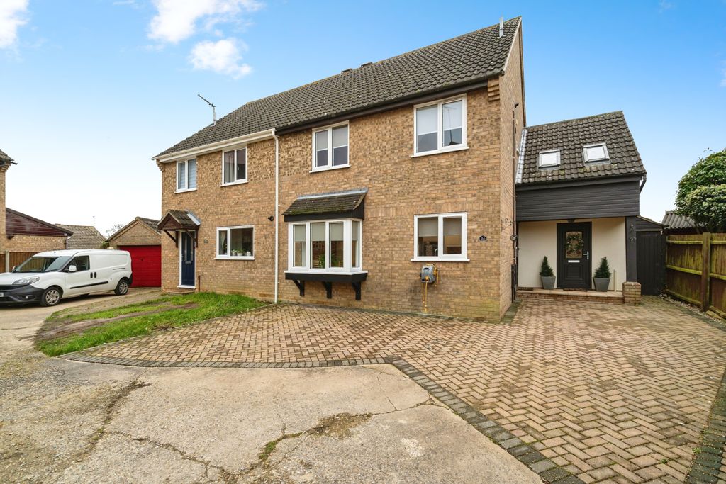 Property photo 1 of 20 Front