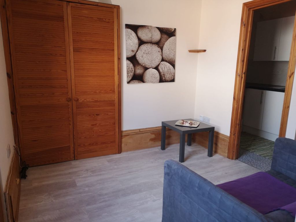Property photo 2 of 4