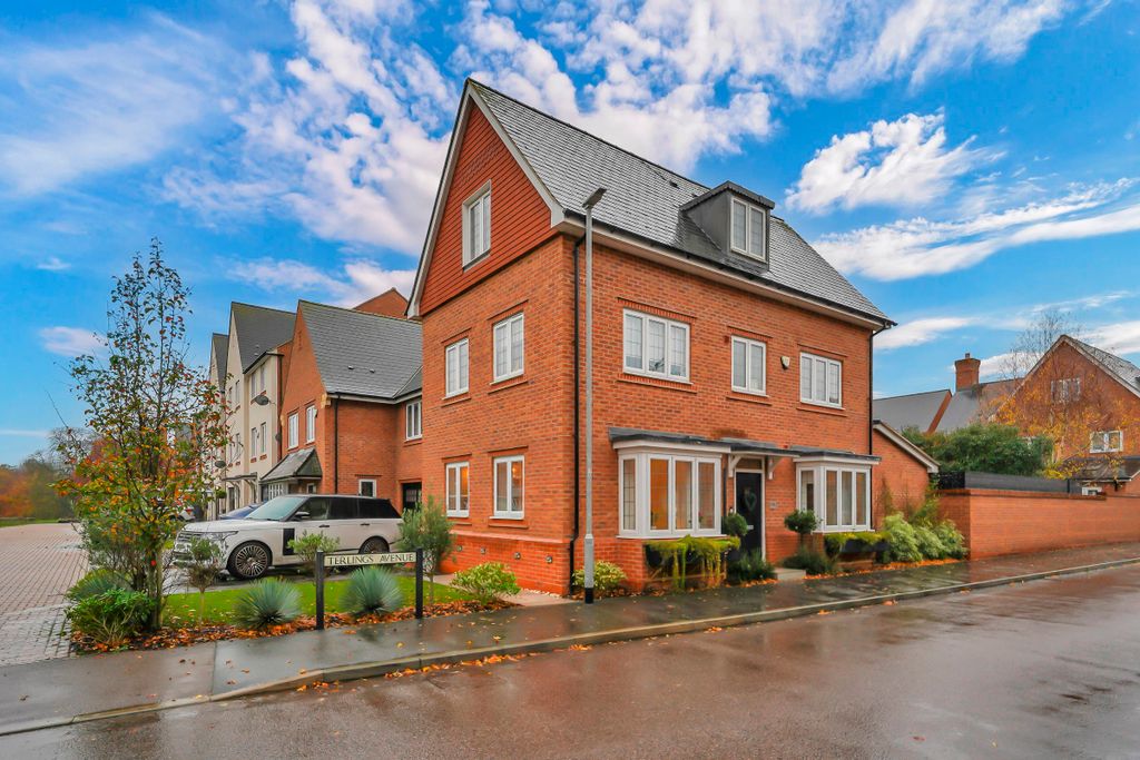 Property photo 3 of 50