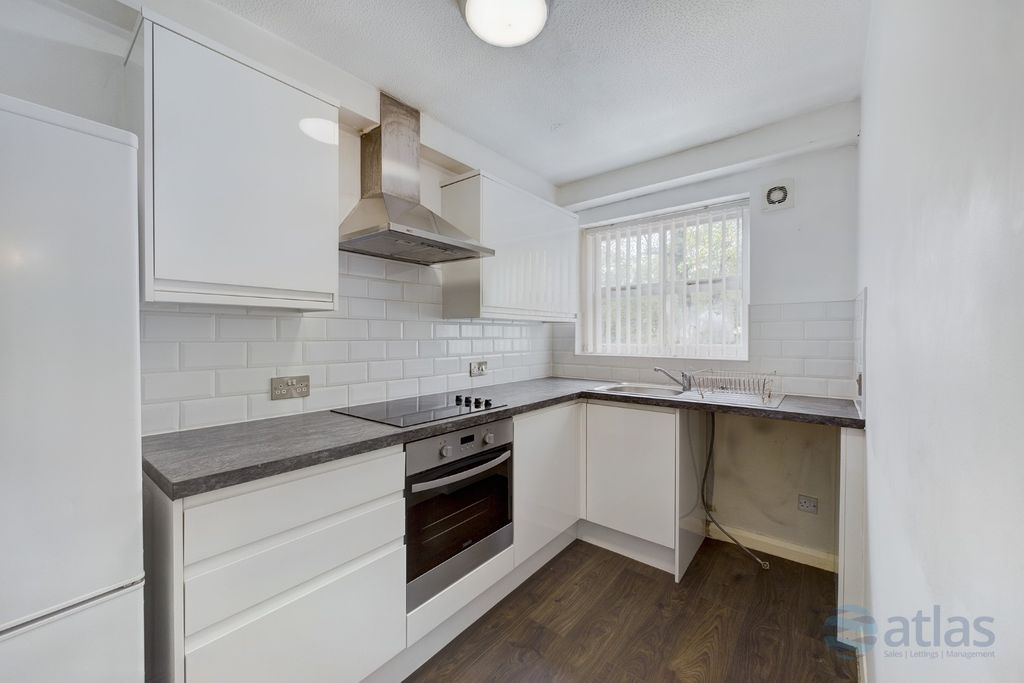 Property photo 2 of 15 Kitchen