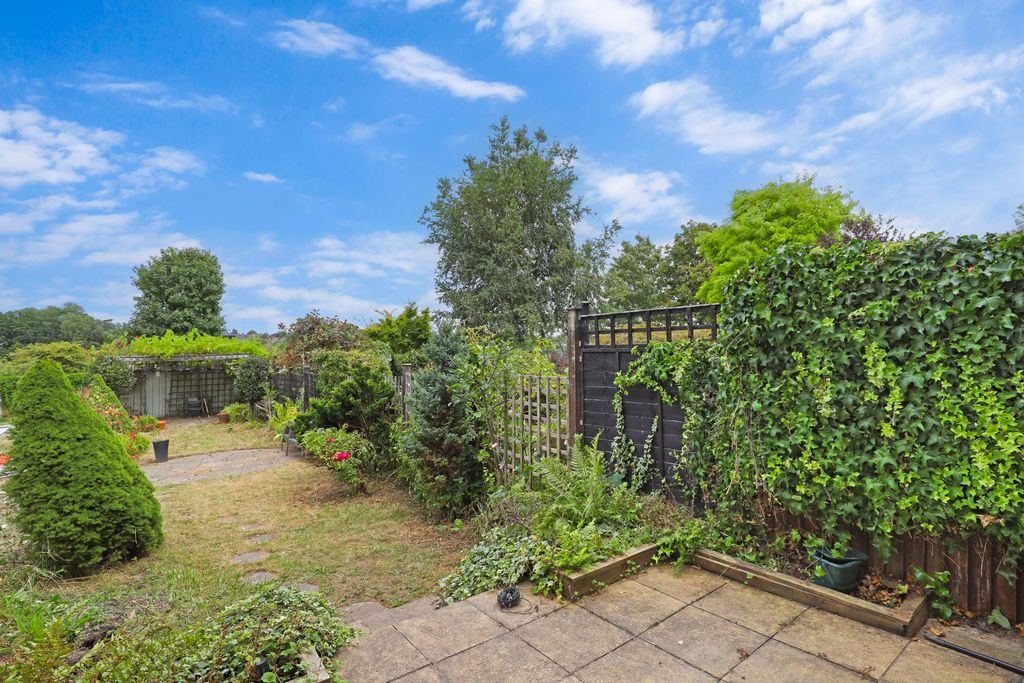 Property photo 2 of 20 Photo 16