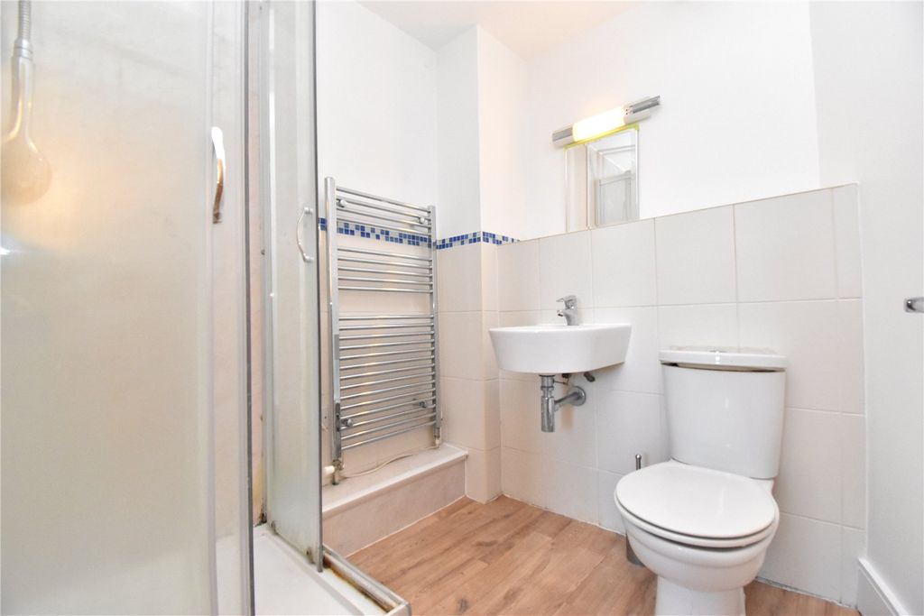 Additional image 7 of 2 bed flat to rentFore Hamlet, Nautica, Ipswich, Suffolk IP3