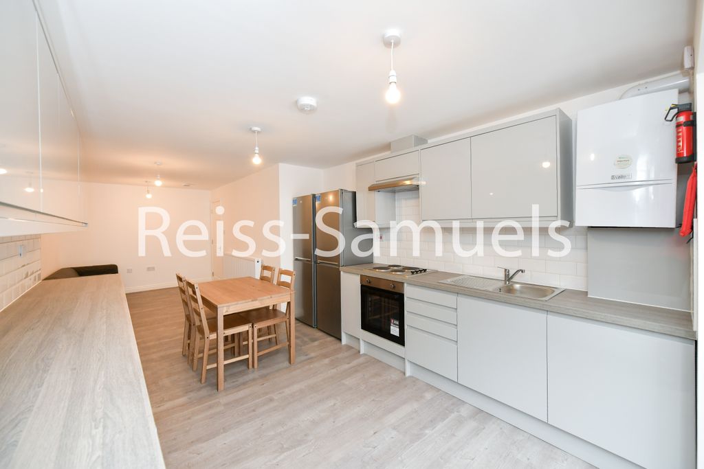 Property photo 1 of 48