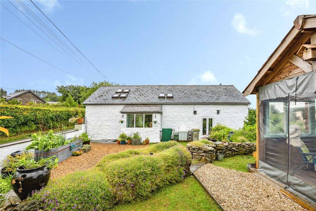 Property photo 1 of 32 Picture No. 09