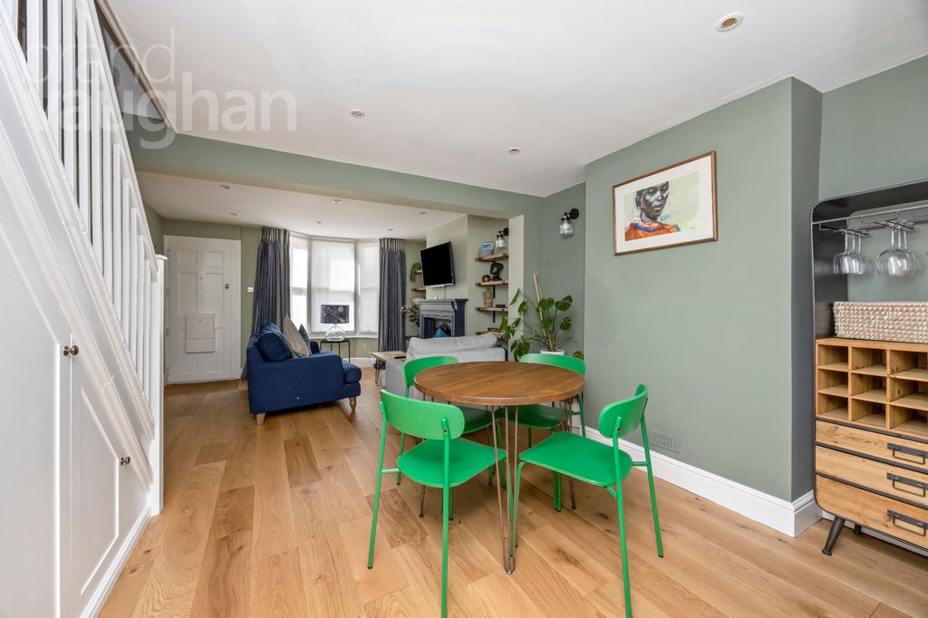 Property photo 3 of 24 Picture No. 09