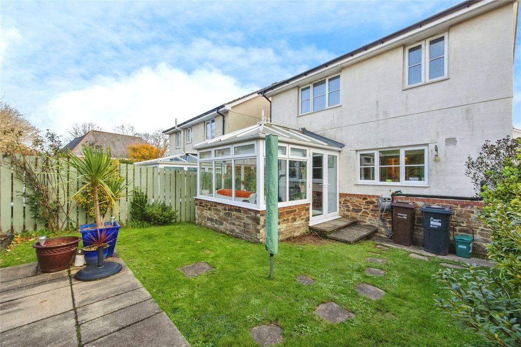 Property photo 2 of 18 Picture No. 28