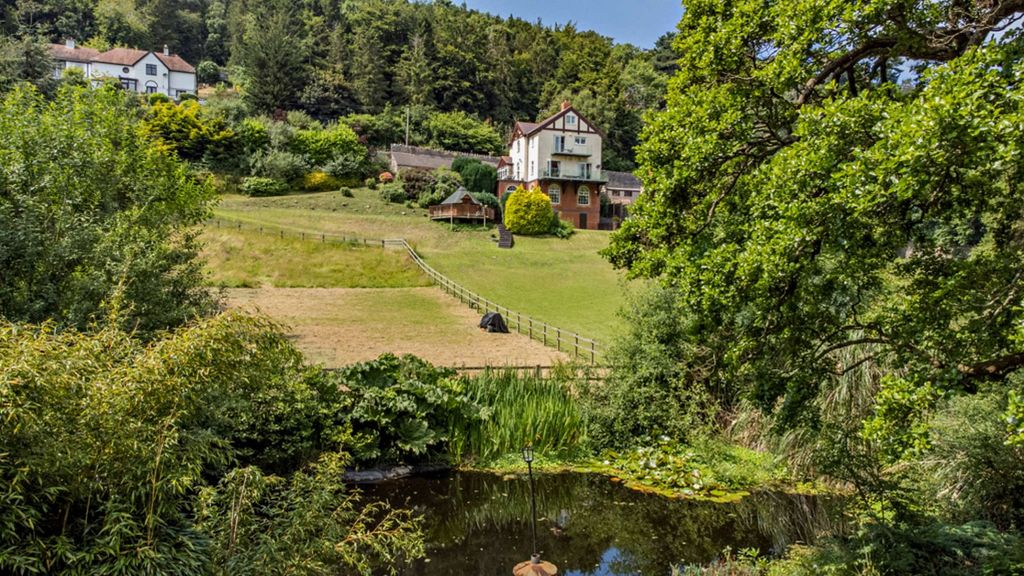 Property photo 1 of 16 Picture No. 03