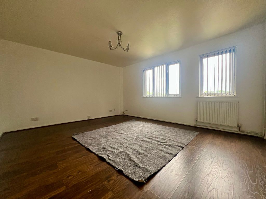 Property photo 3 of 9 Whatsapp Image 2025-06-11 At 4.25.28 Pm (1).Jpeg