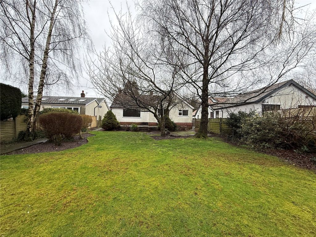 Property photo 2 of 16 Garden