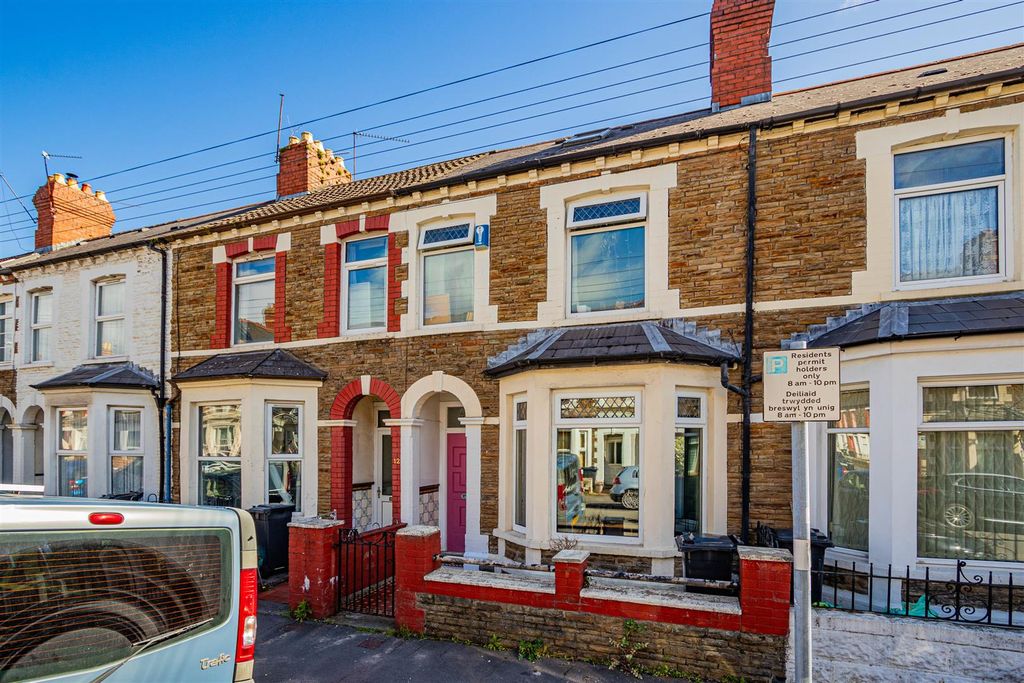 Property photo 1 of 20 Diana Street 10-20.Jpg