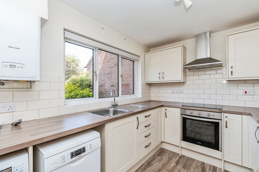 Property photo 3 of 19 Pbox-Img.Jpg