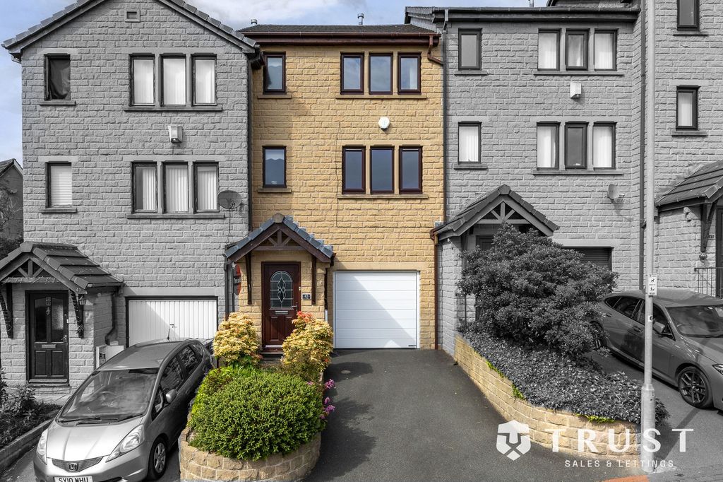 Property photo 1 of 33