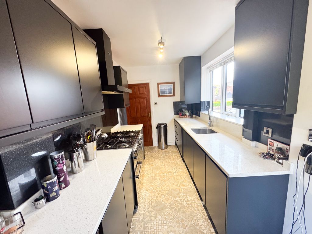 Property photo 2 of 33 Img_4005