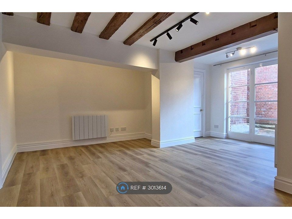Property photo 3 of 12 Living/Dining
