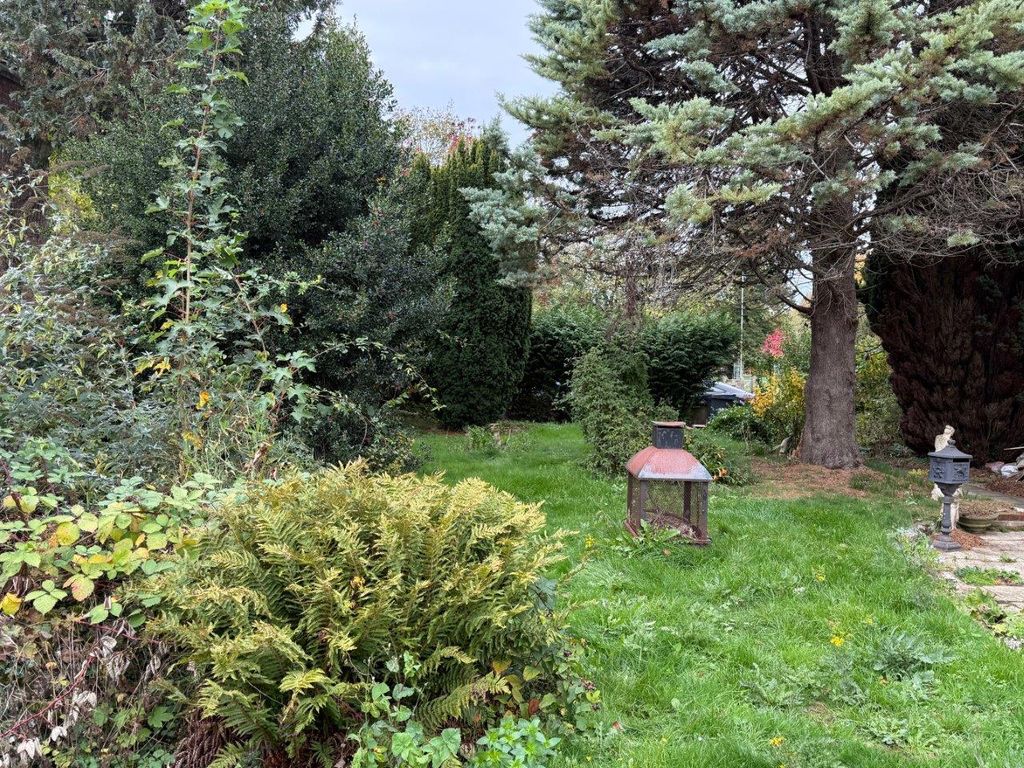 Property photo 3 of 4