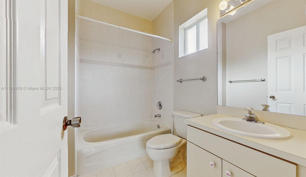 Property photo 3 of 4 <Alttext/>