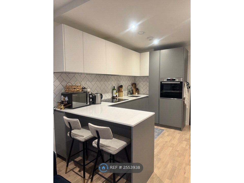 Property photo 2 of 16 Kitchen