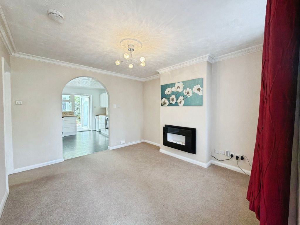 Property photo 3 of 11 5399736