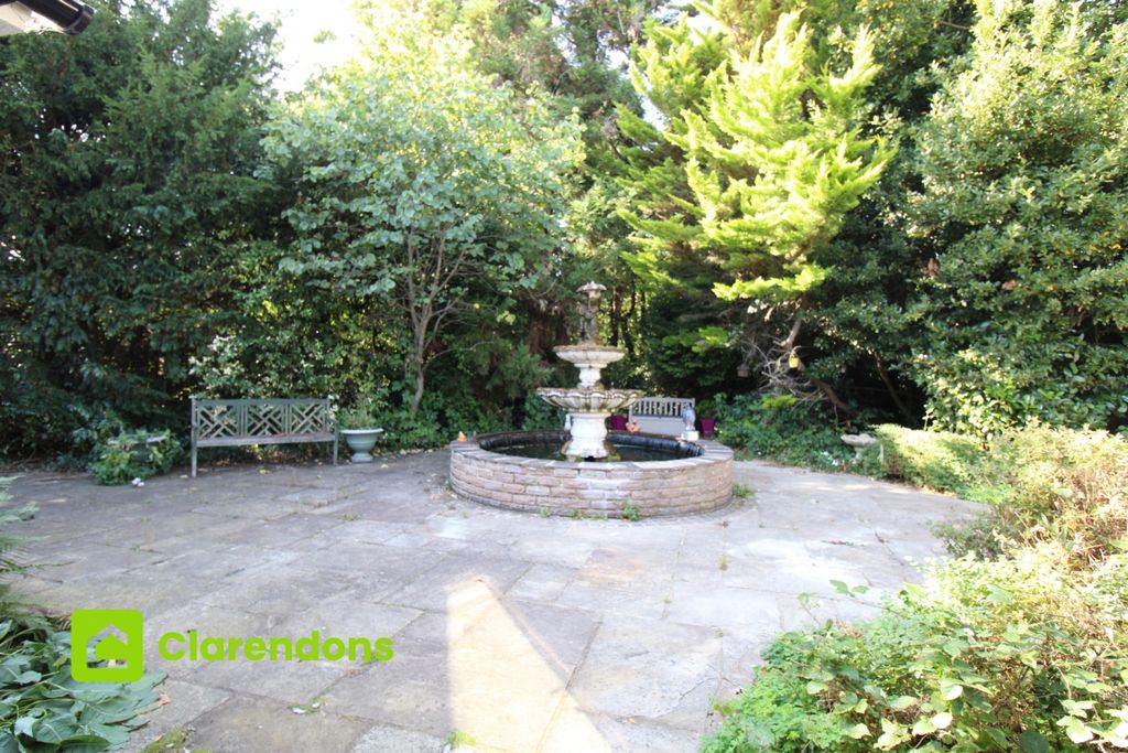 Additional image 40 of 5 bed detached bungalow for saleStation Road, Lingfield, Surrey RH7