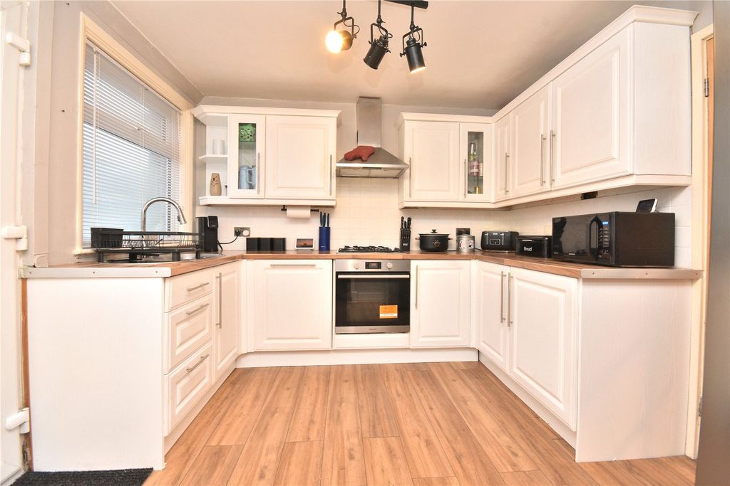 Property photo 3 of 17 Picture No. 09