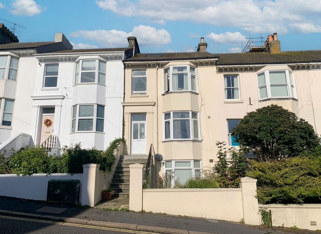 Additional image 8 of 2 bed flat for saleOld Shoreham Road, Brighton BN1