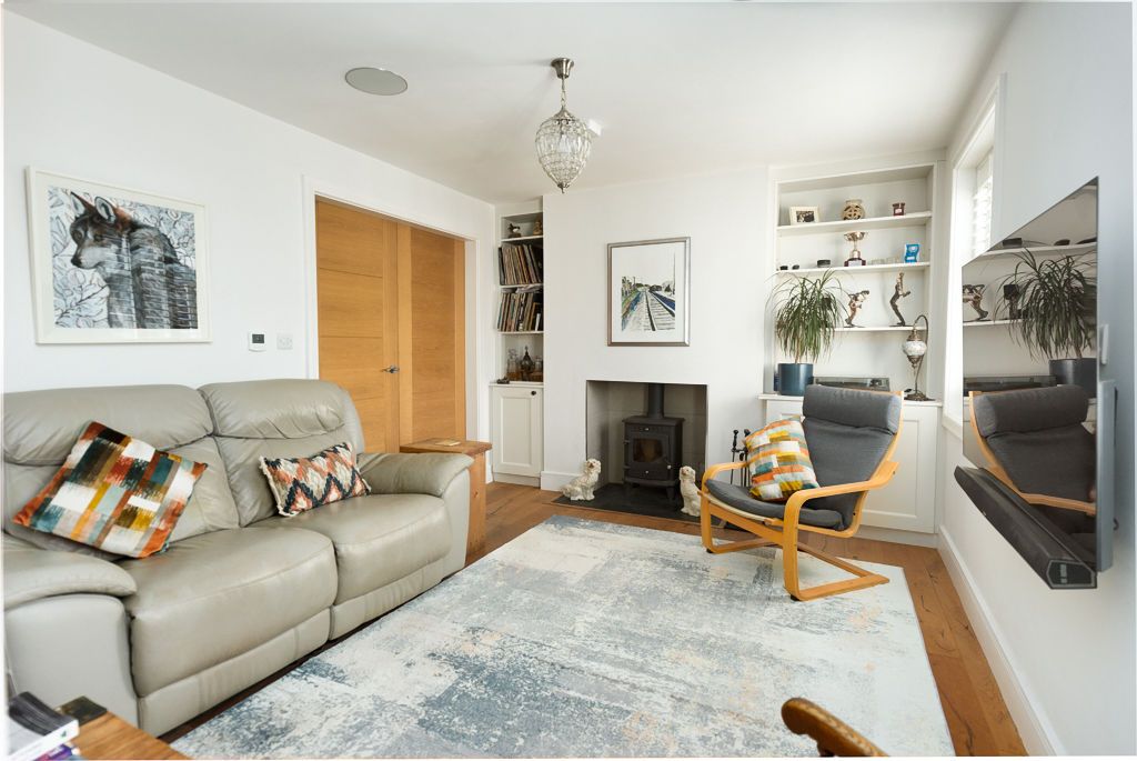 Property photo 3 of 24 Photo 2