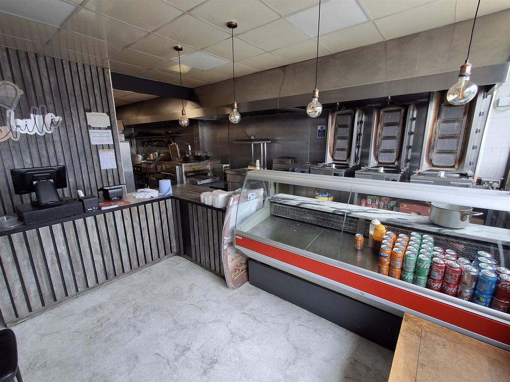 Property photo 1 of 7 Photo 0