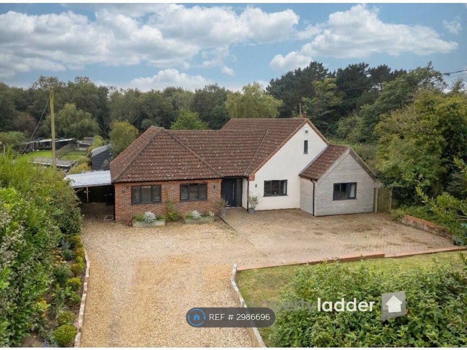 Property photo 1 of 28