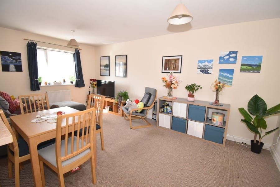 Property photo 2 of 7