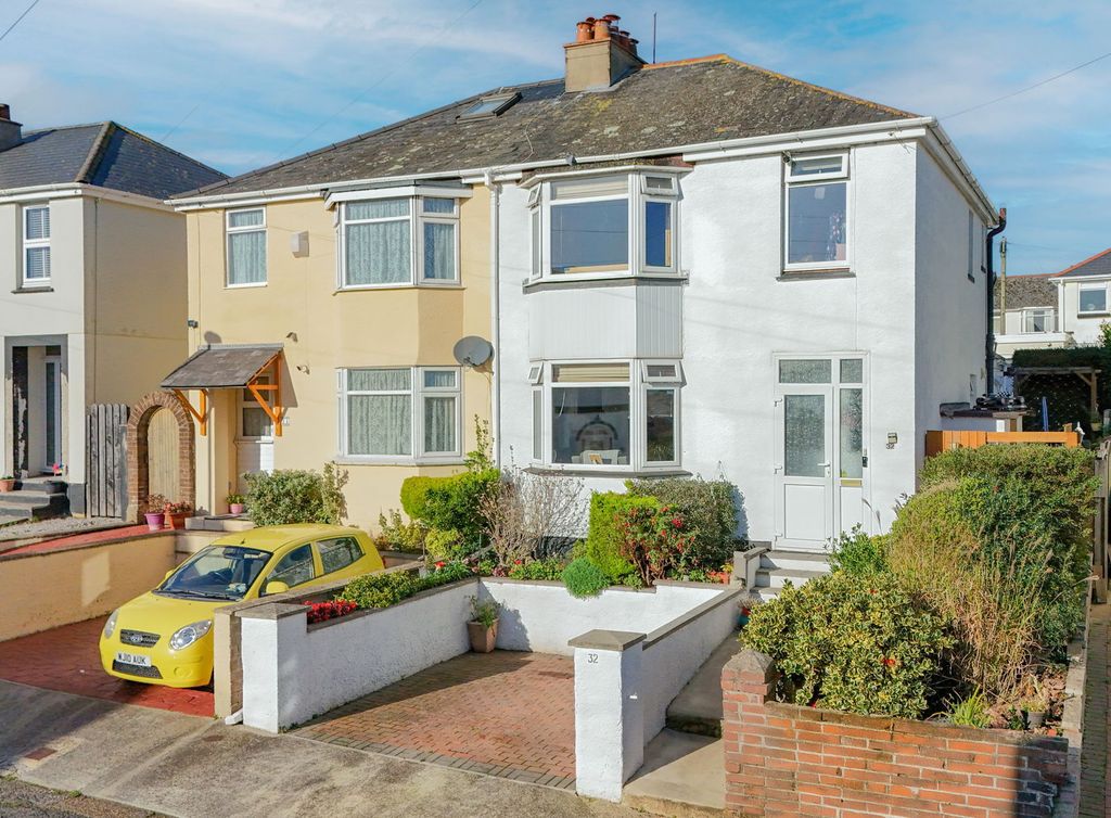 Property photo 1 of 22