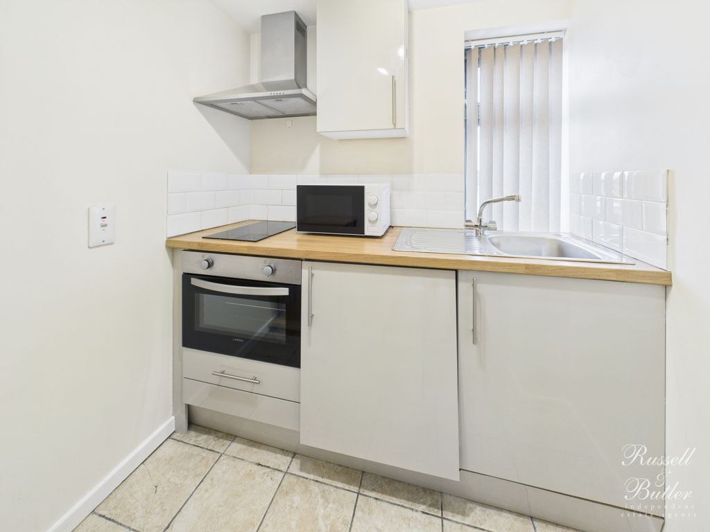 Property photo 3 of 7 Cam02127G0-Pr0347-Still003