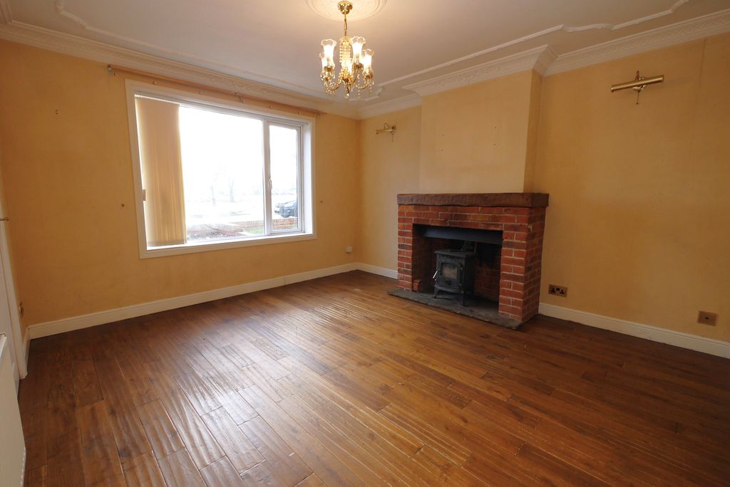 Property photo 2 of 18 2