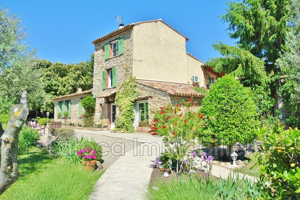 Property photo 3 of 25