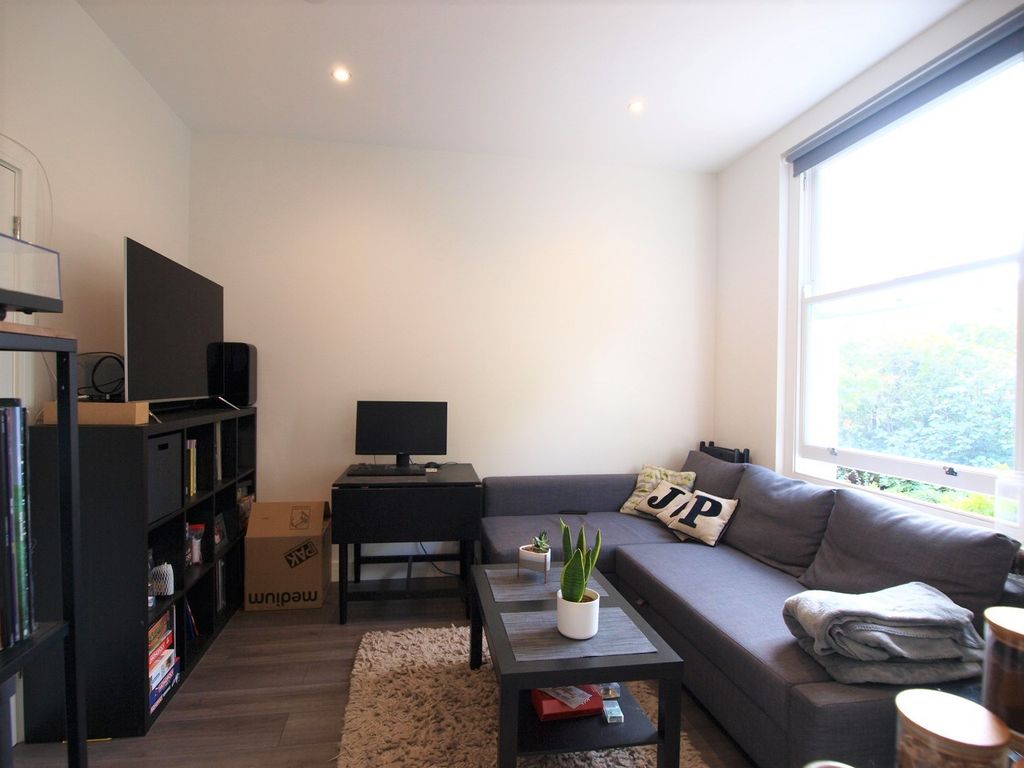 Property photo 2 of 7 Photo 5