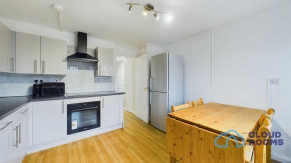 Property photo 3 of 10 Erv6Ewqhootoo01Axc6H_2817.Jpg