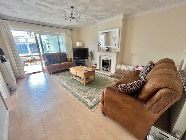 Property photo 2 of 14 Living Room