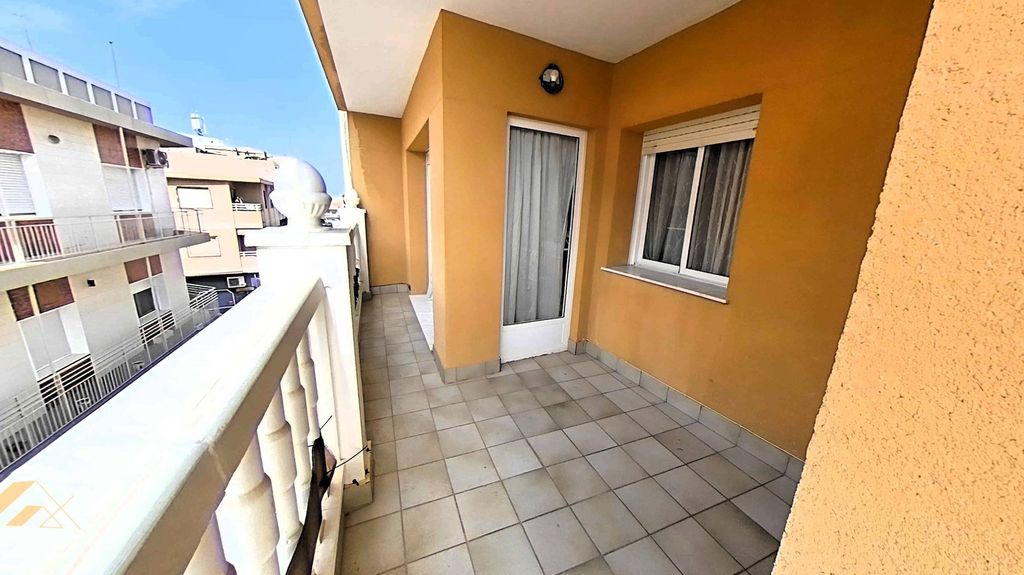 Property photo 1 of 37